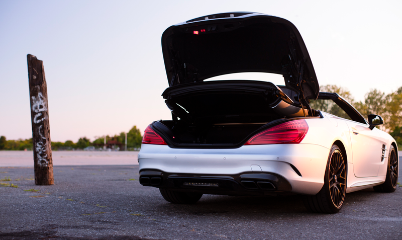 Sadly, you can’t drive above 25 MPH with the roof like this. I, too, wanted the world’s fattest spoiler.